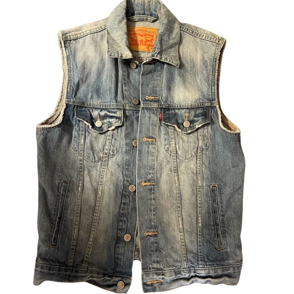 Levi’s denim trucker vest